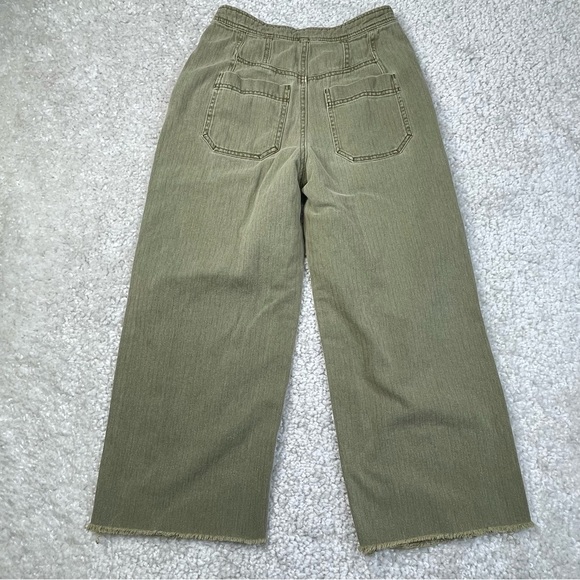 Free People Clean Mod Utility Crop Pant RAW HEM size 2 | 24w boho earthy cropped - Picture 2 of 10